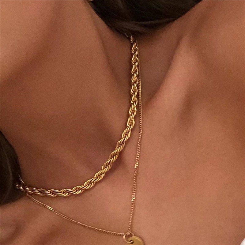 Minimalist Basic GOLD สี Twist - Fashion Street Singapore บทวิจารณ์และราคา