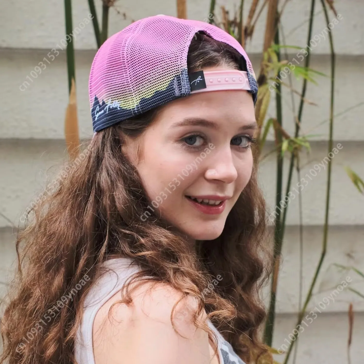 เกรซ ฟอลลี่ บีช ทรัคเกอร์แฮทหม - Baseball Cap Fitted บทวิจารณ์และราคา